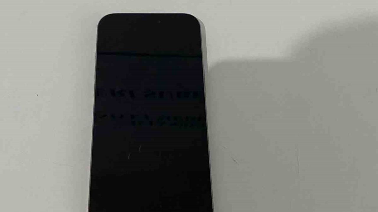 İstiklal Caddesi’nde kaldırımda uyuyan kişinin telefonunu çaldı, şüpheli yakalandı