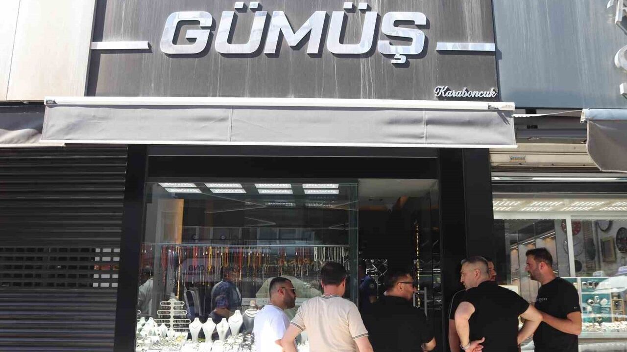 İzmir'de gümüşçü cinayeti: Sanığa indirimsiz müebbet hapis