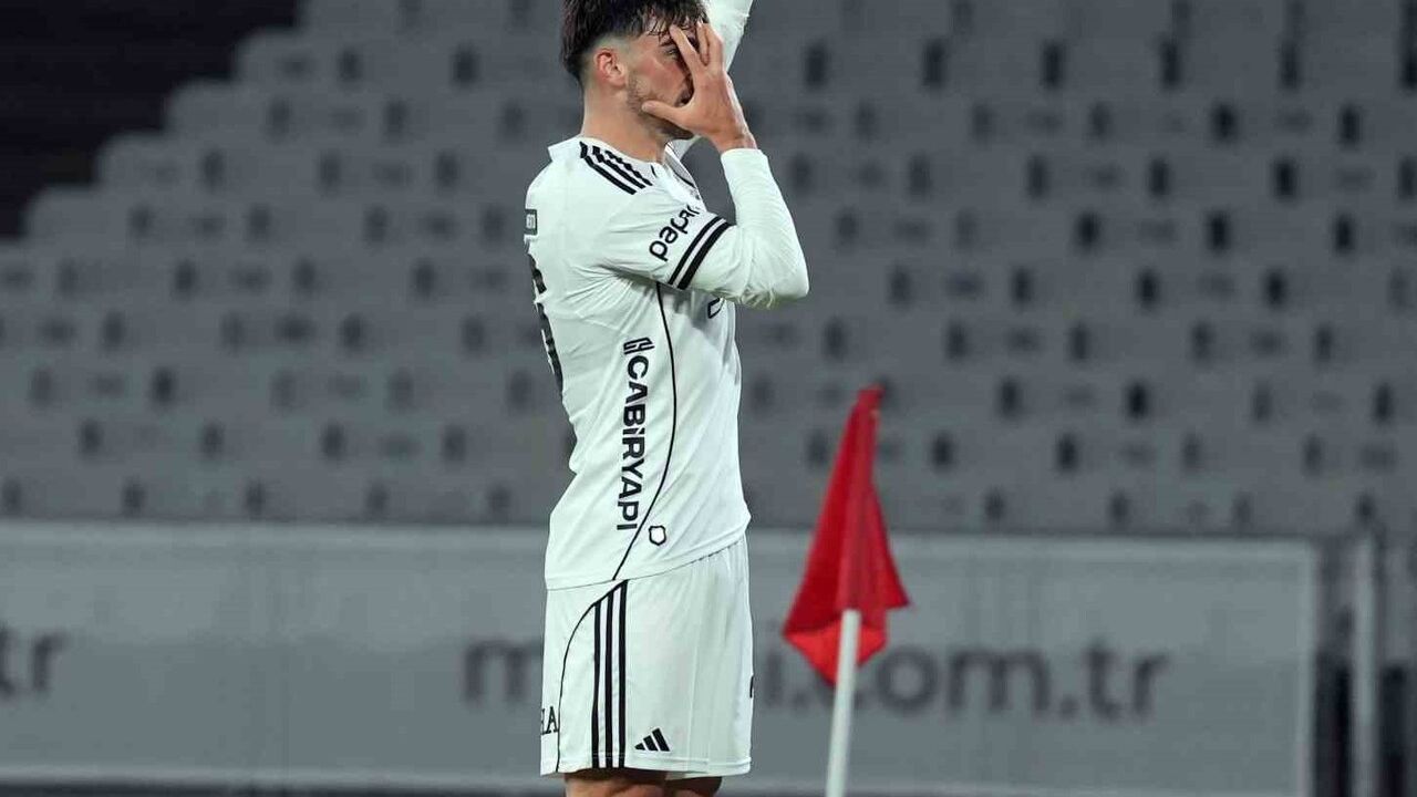 Jota Silva ilk 11'de golünü attı, Beşiktaş 2-0 kazandı