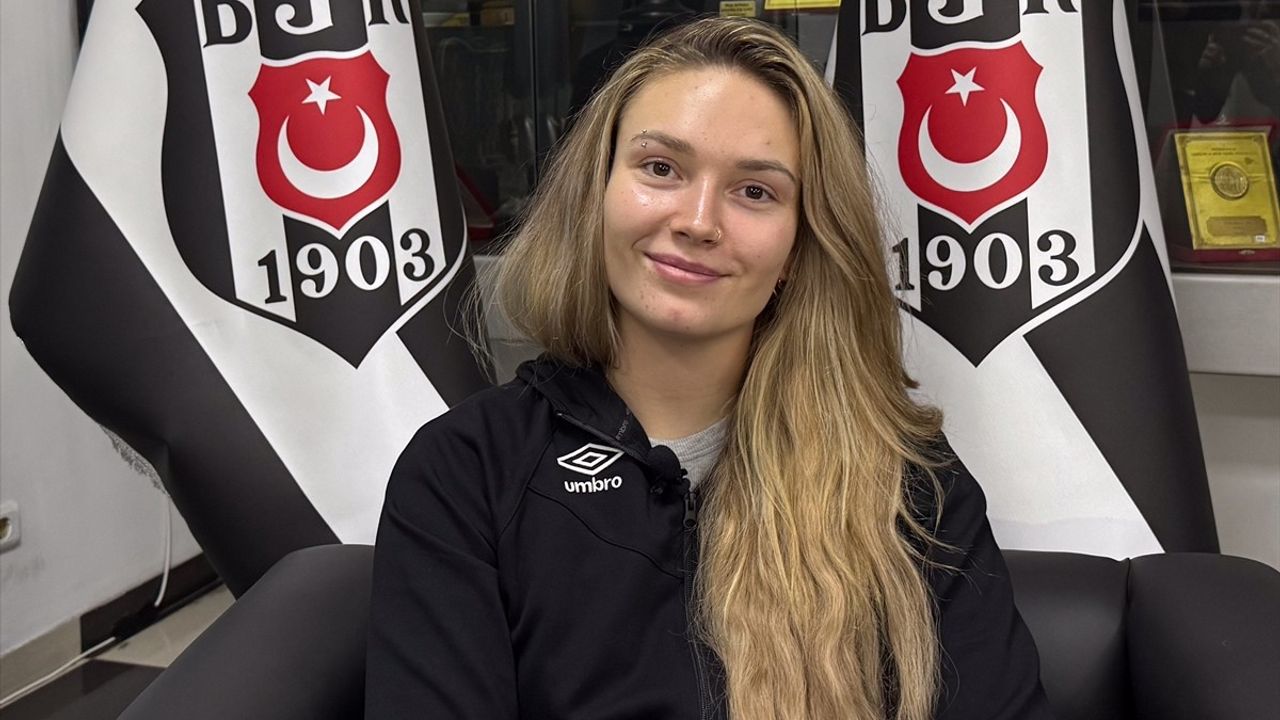 Julia Szczurowska'nın Beşiktaş Aşkı