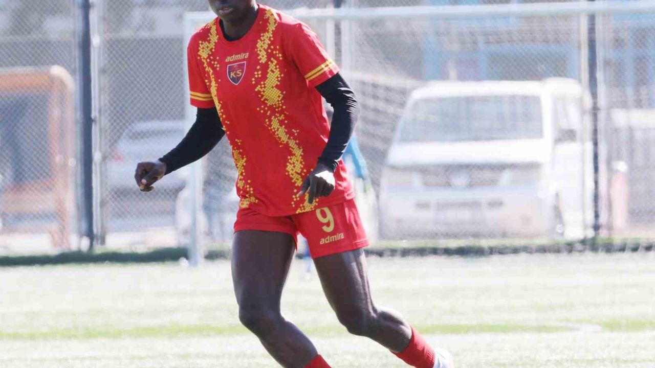 Kafayat Atoke Başhıru 3 maçta 9 gole ulaştı