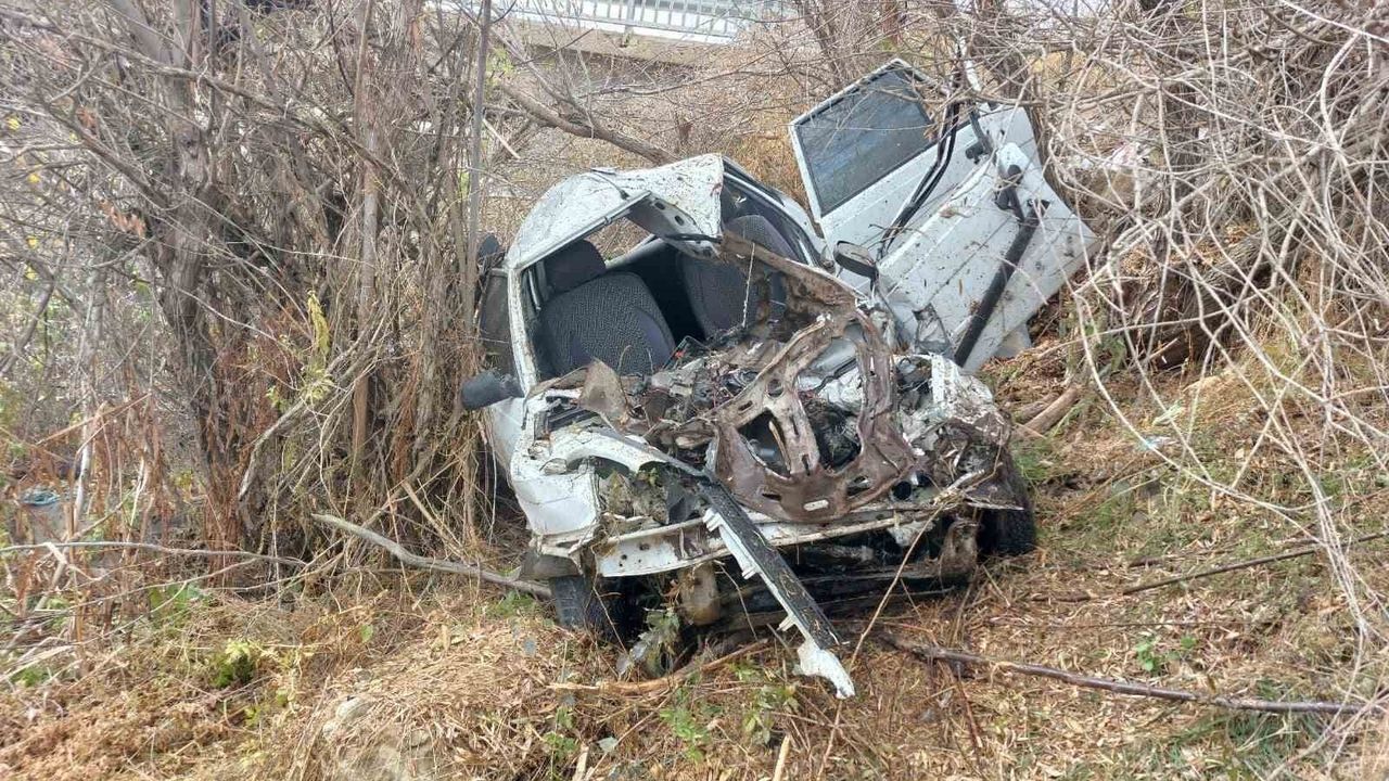 Kahramanmaraş'ta Feci Trafik Kazası: Anne Hayatını Kaybetti, Oğul Ağır Yaralı