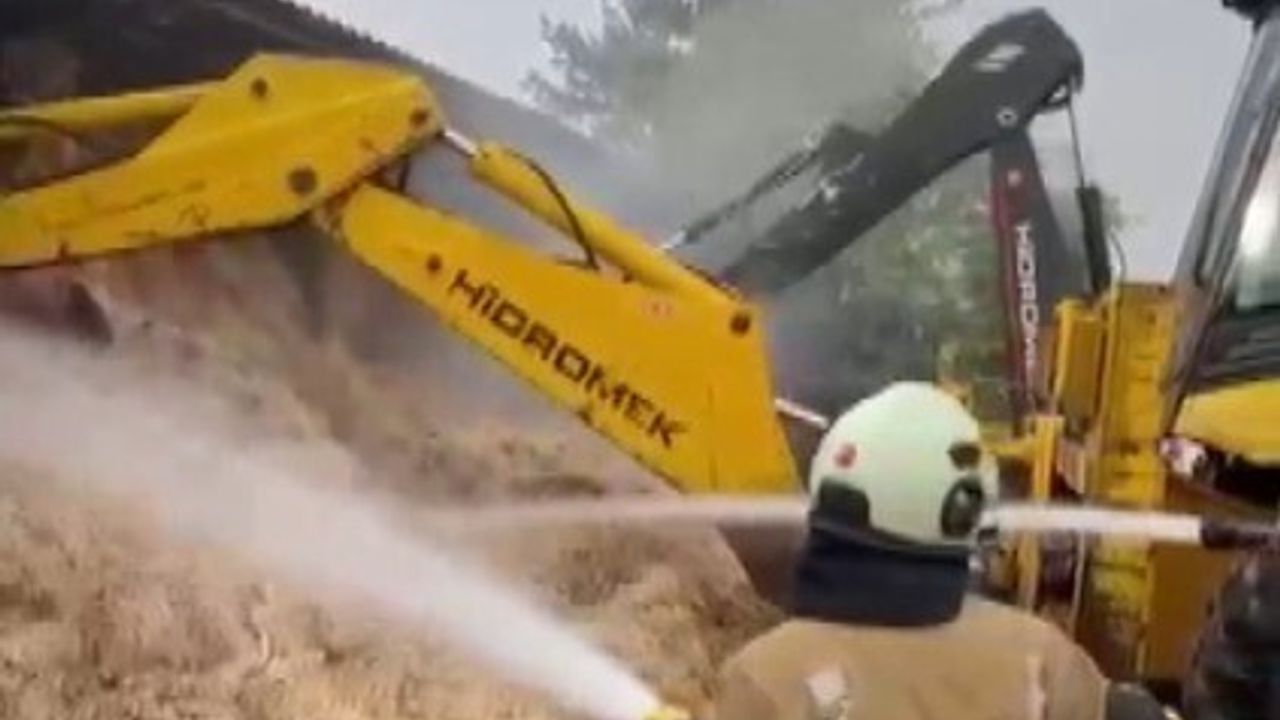 Kahramanmaraş'ta samanlık yangını itfaiye tarafından söndürüldü
