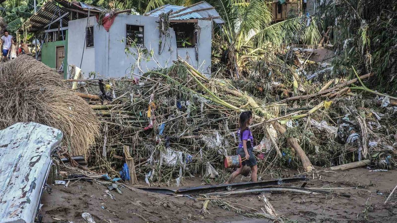 Kalmaegi Tayfunu Filipinler'de Can Kaybını Artırdı
