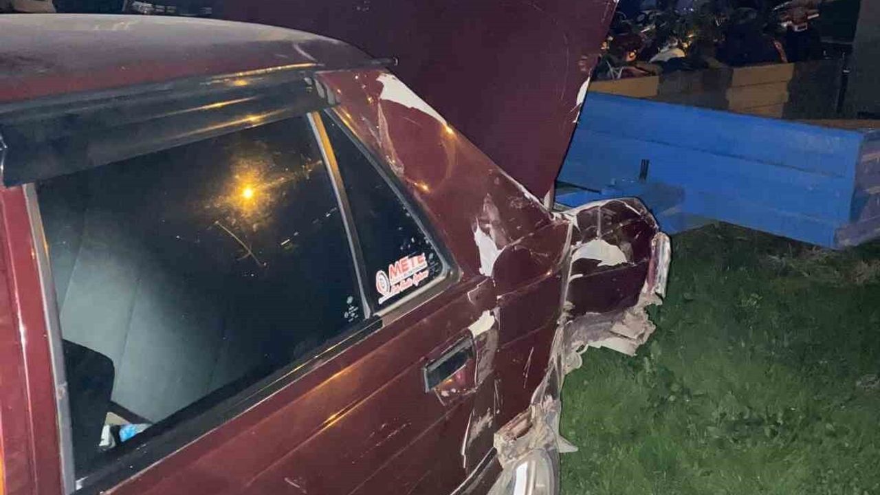 Kamyonun çarpıp kaçtığı kaza: Samsun'da genç sürücü yaralandı