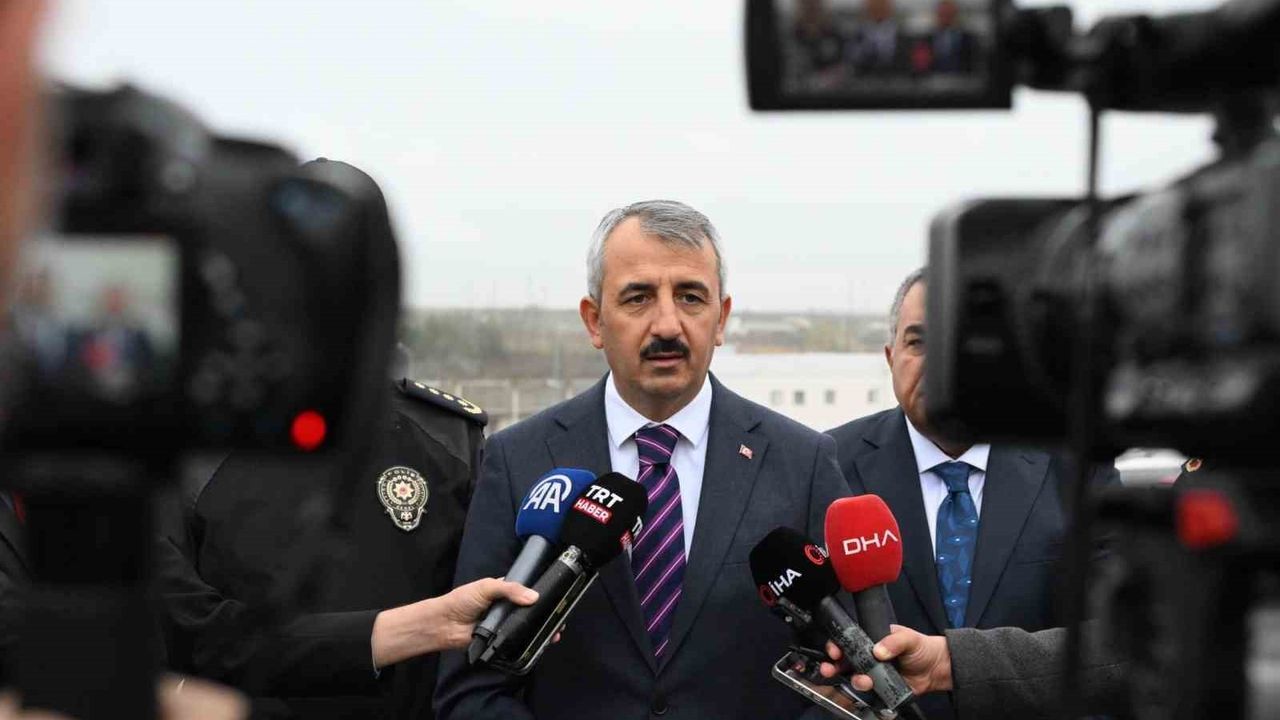 Kapıkule’de rekor: Bir saatte 96 tır işlendi