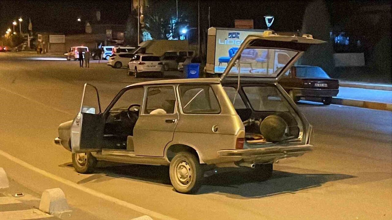 Karaman'da kavşak kazası: LPG tankı yerinden çıkınca gaz kaçağı paniği