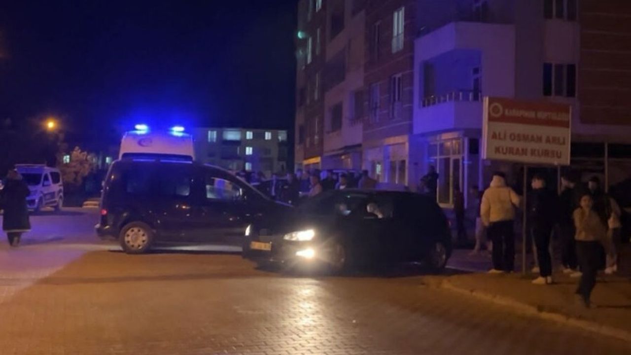 Karapınar'da motosiklet ile otomobil çarpıştı: 2 yaralı