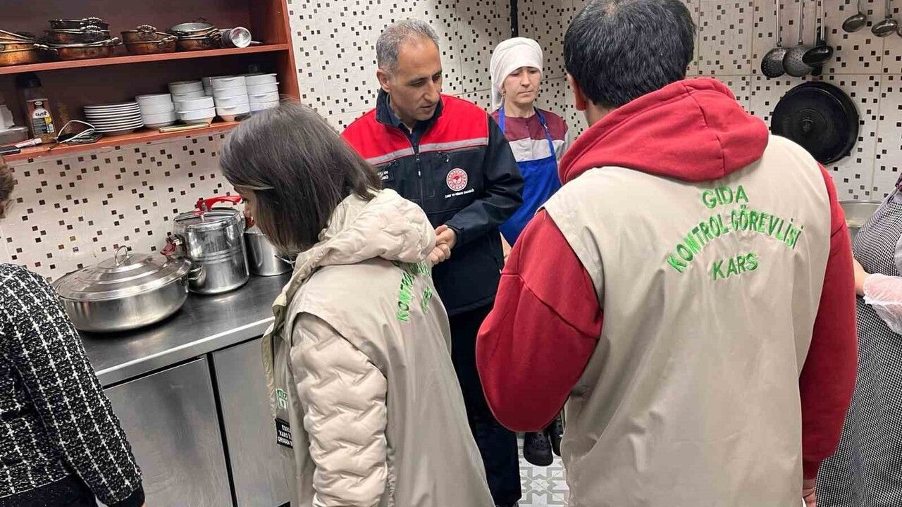 Kars'ta gıda güvenliği denetimleri aralıksız sürüyor