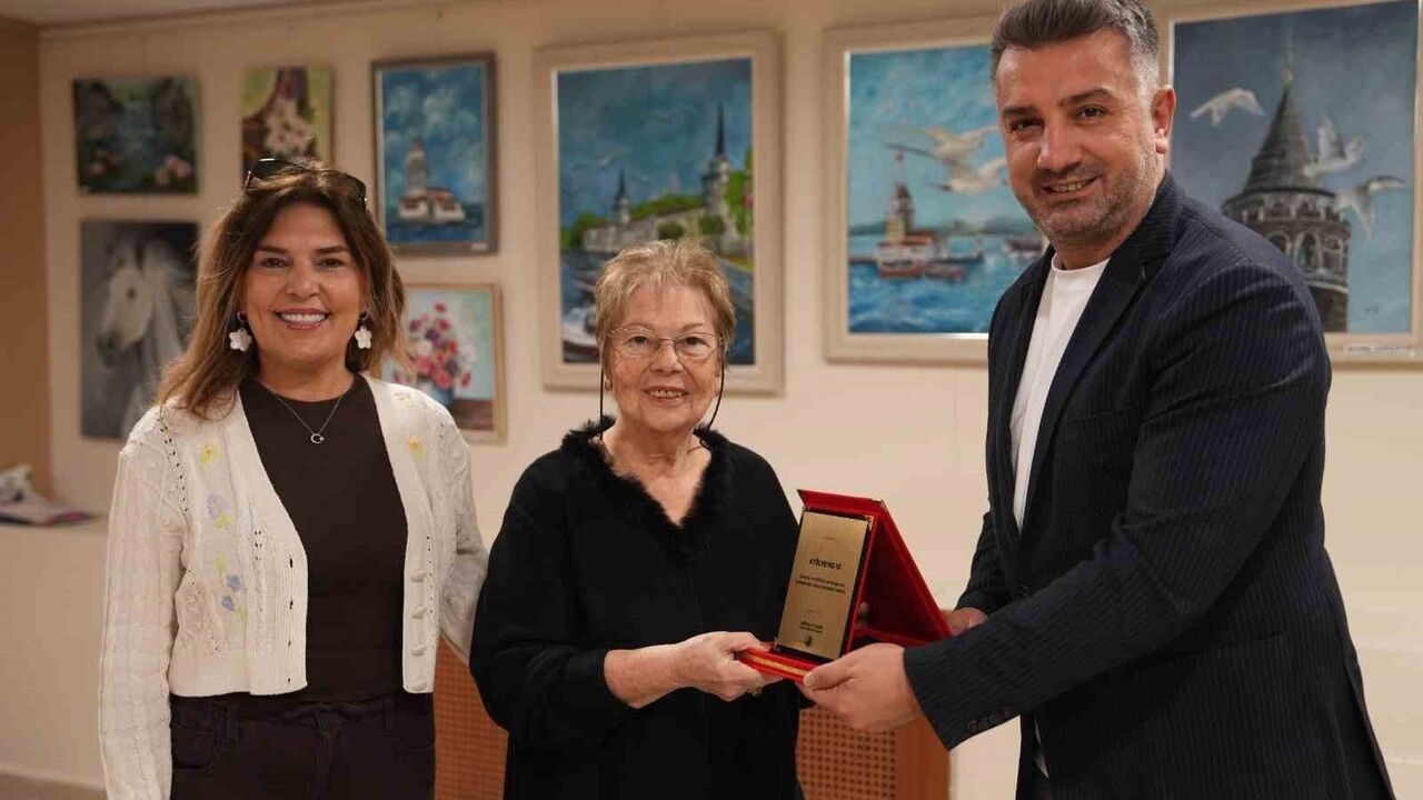 Kartal'da 'Atölye No 10' Karma Yağlı Boya Resim Sergisi açıldı