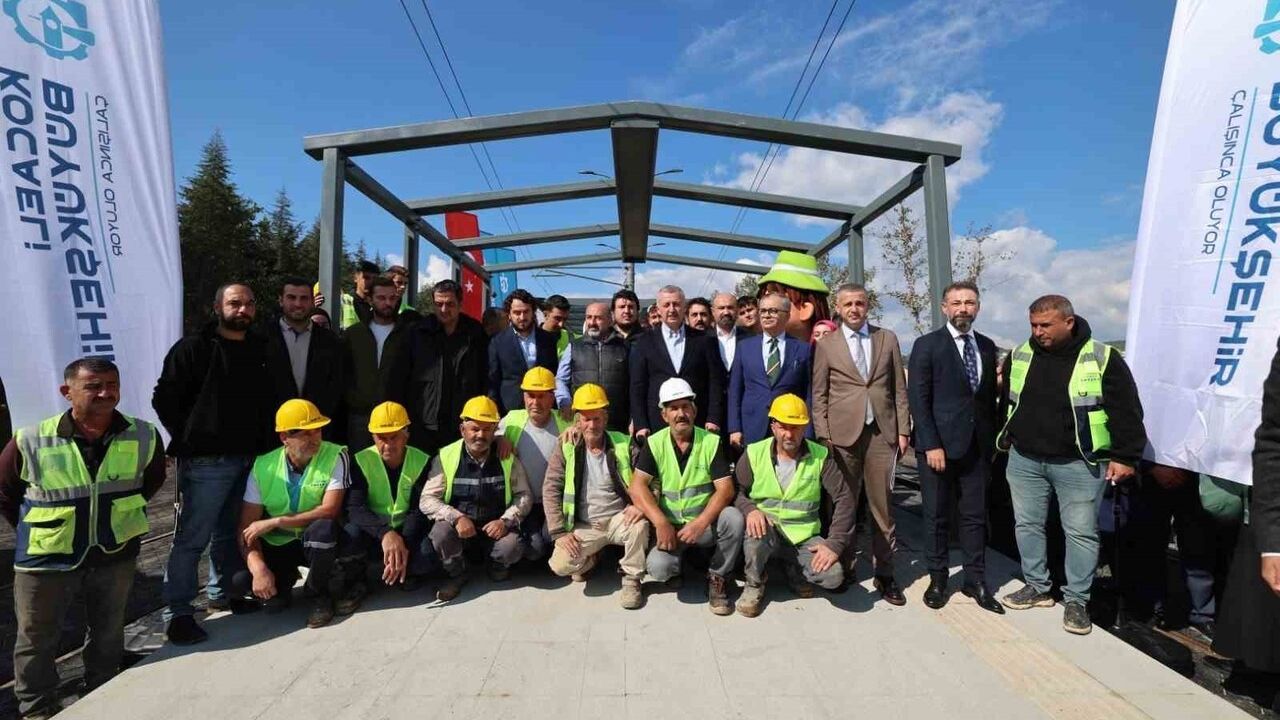 Kartepe Tramvayında İlk Kepçe Vuruldu: 1.4 km’lik Etap Başladı