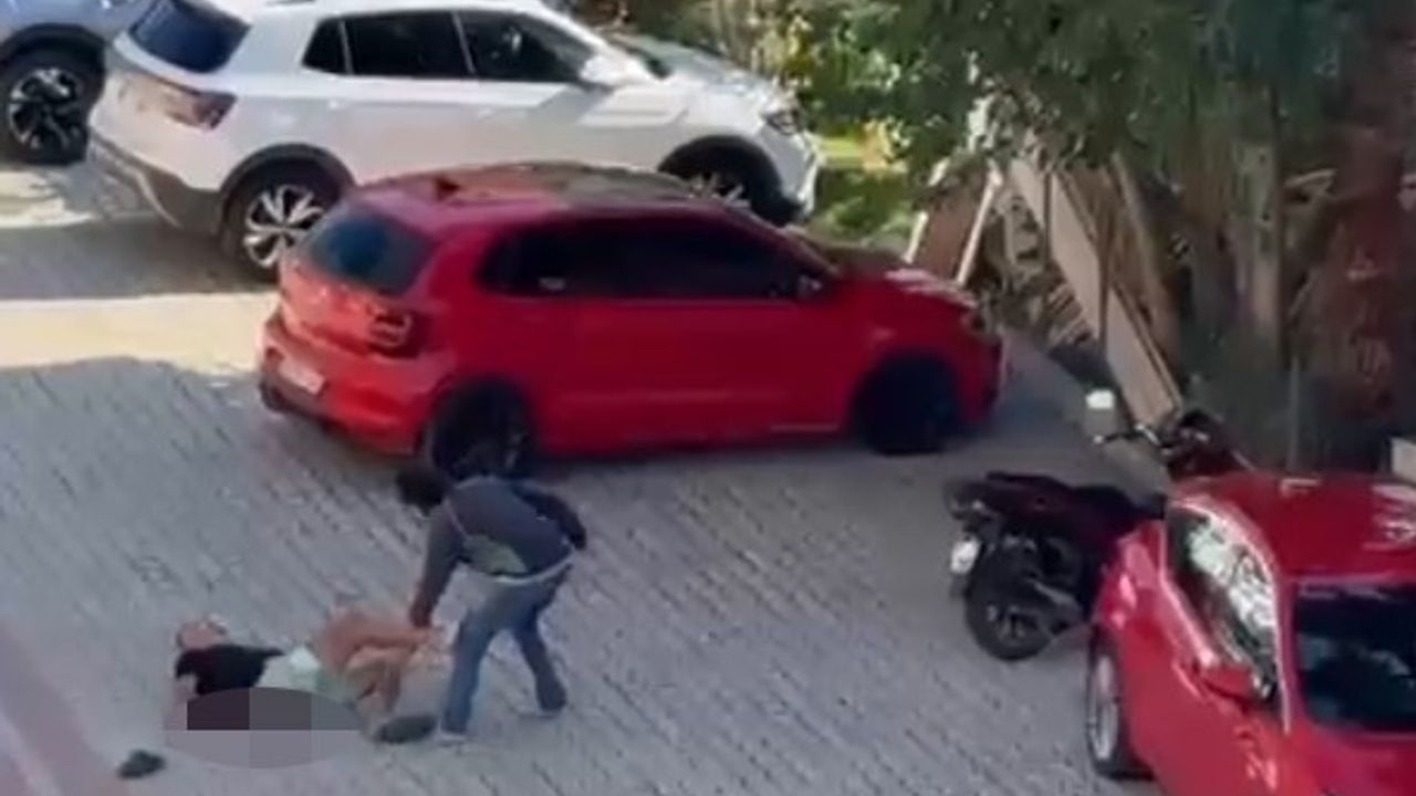 Kaş'ta sokakta bıçaklı saldırı: Yaşlı adam hayatını kaybetti