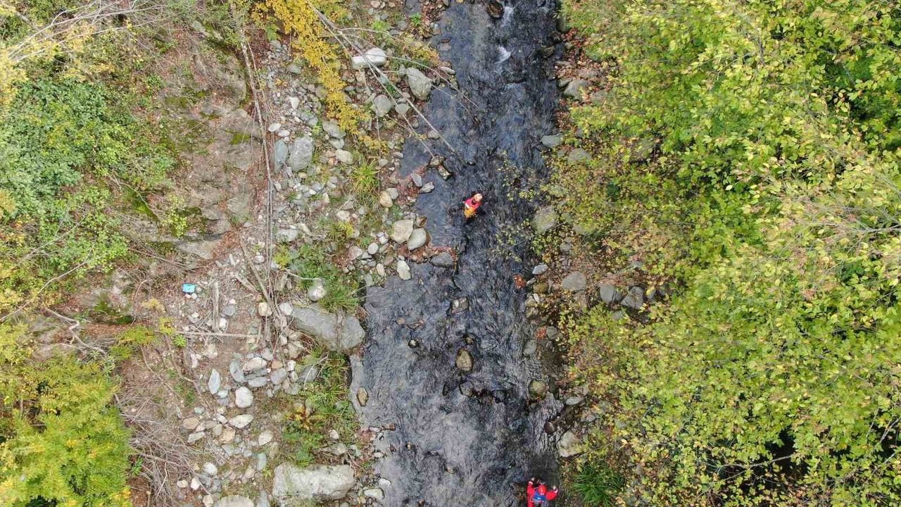 Kastamonu Bozkurt'ta kayıp anne ve 5 yaşındaki oğlu için İlişli Çayı'nda arama sürüyor