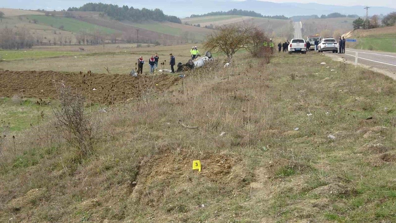 Kastamonu İhsangazi'de kaza: Takla atan araçtaki iki kardeş hayatını kaybetti