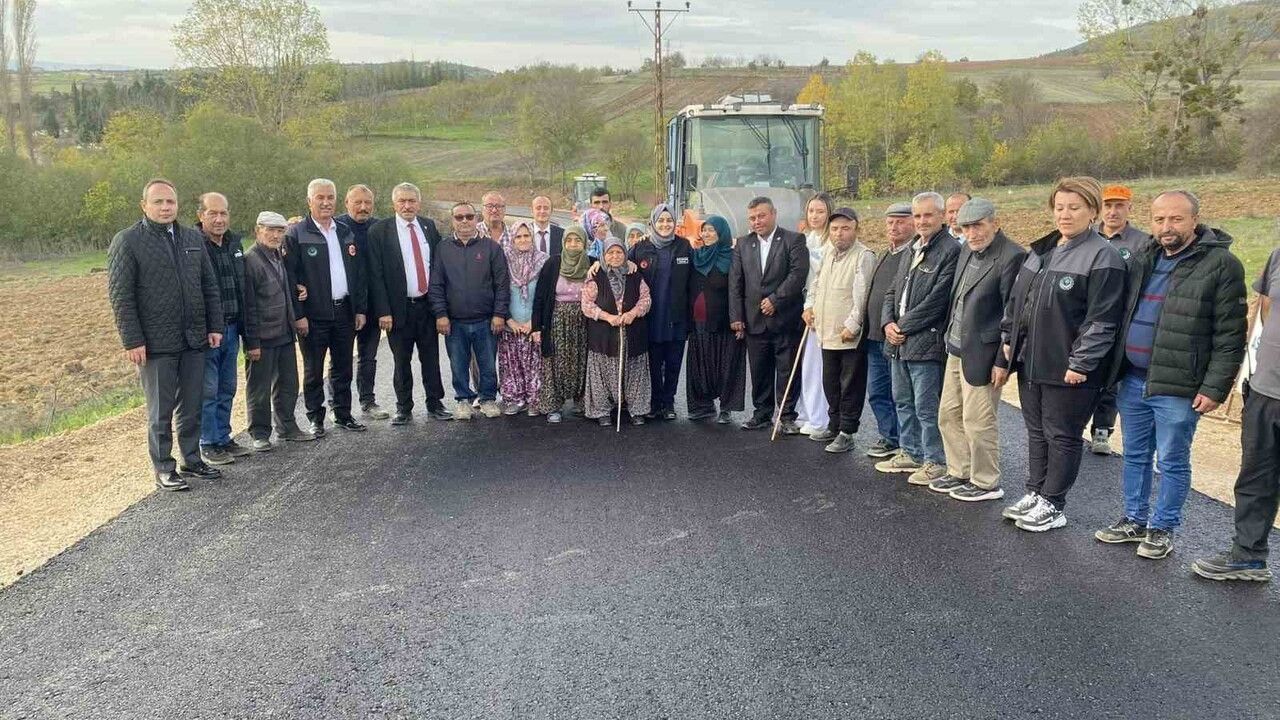 Kaymakam Kılıç, Küçüksusuz ve Büyüksusuz arasındaki asfalt çalışmalarını inceledi