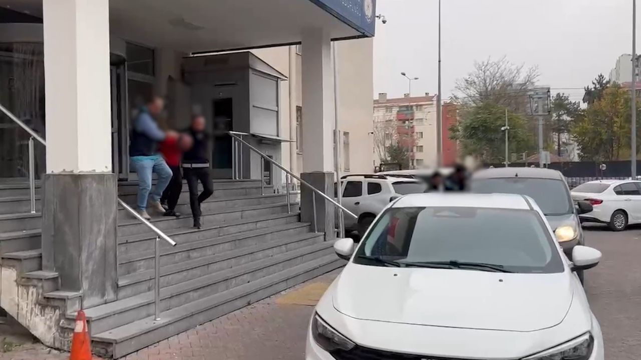 Kayseri'de evden 100 bin TL değerinde hırsızlık: 2 şüpheli tutuklandı