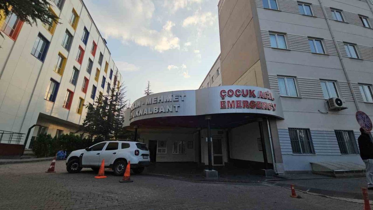 Kayseri'de sucuk festivali kabusa döndü: Yaklaşık 80 öğrenci hastanelik