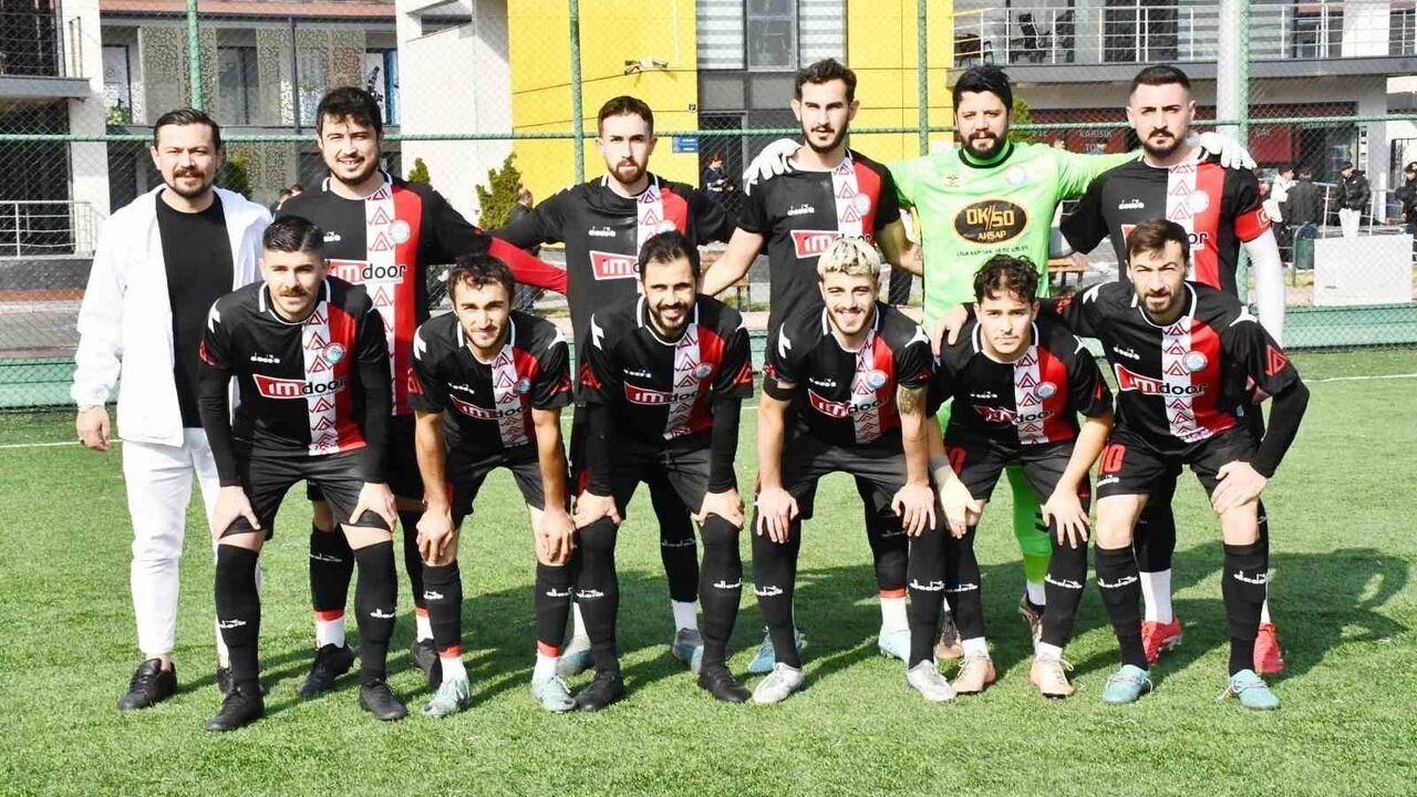 Kayseri Süper Amatör Küme: Döğerspor 9. hafta sonunda liderlik koltuğuna oturdu