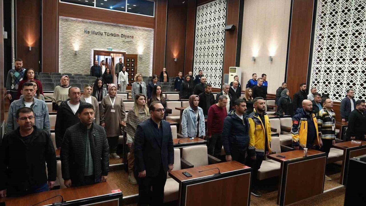 Keçiören Belediyesi personeline 'Trafikte Güvenli Sürüş' eğitimi