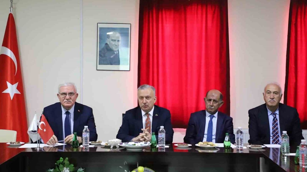 Kemaliye'de üniversite kalite güvence çalışmaları değerlendirildi