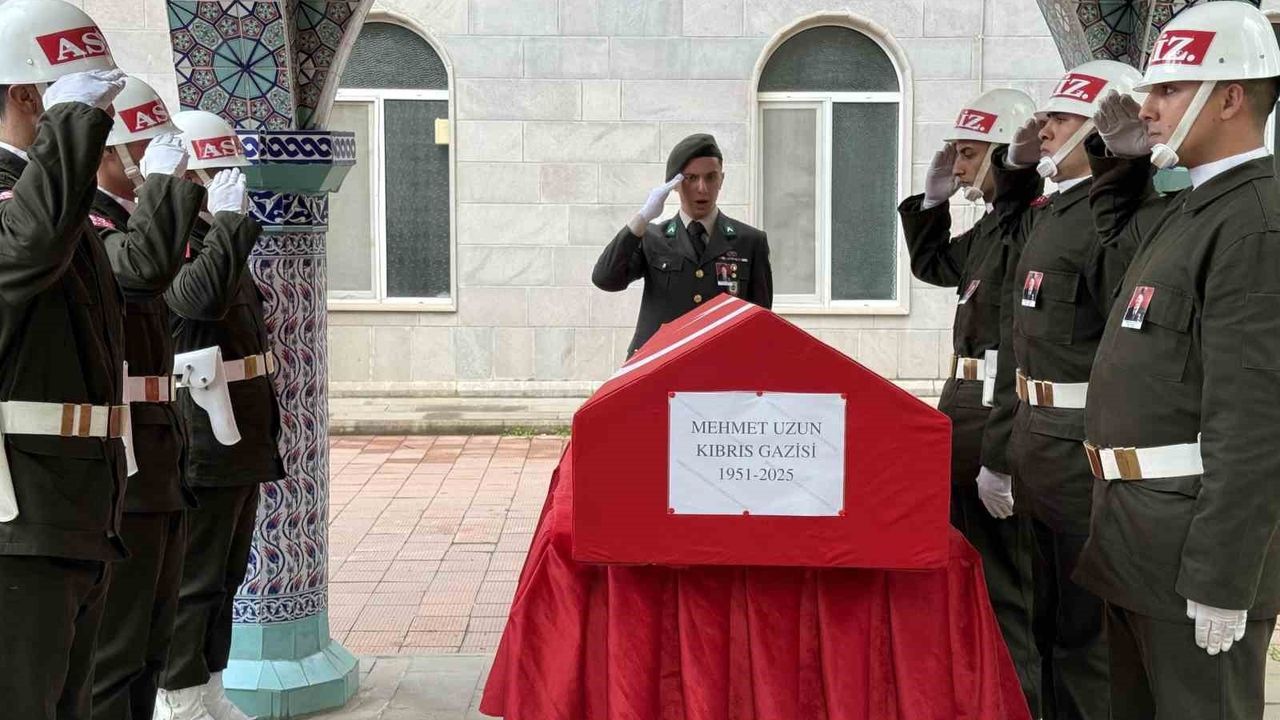 Kıbrıs Gazisi Mehmet Uzun Erbaa'da Toprağa Verildi
