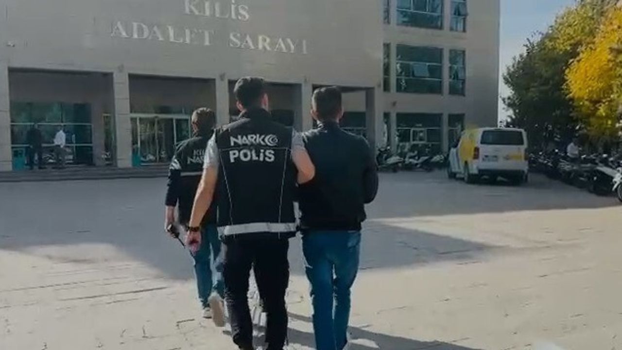 Kilis'te Uyuşturucu Operasyonu: 658 Captagon Ele Geçirildi, 2 Kişi Tutuklandı
