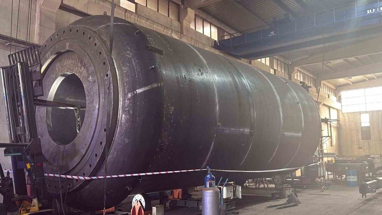 Kırıkkale'de 3 tonluk sac levhası altında 2 işçi yaşamını yitirdi — Fabrika sahibi tutuklandı