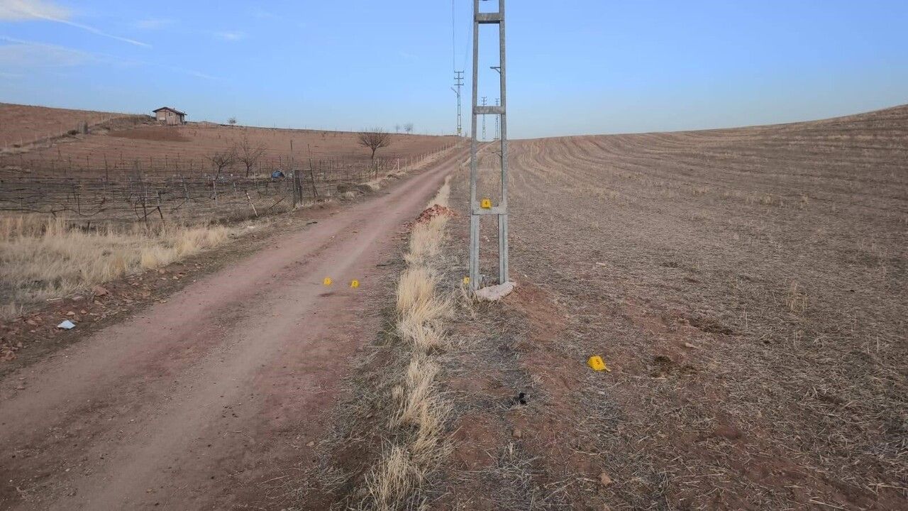 Kırıkkale'de atıyla direğe çarpan kişi hayatını kaybetti