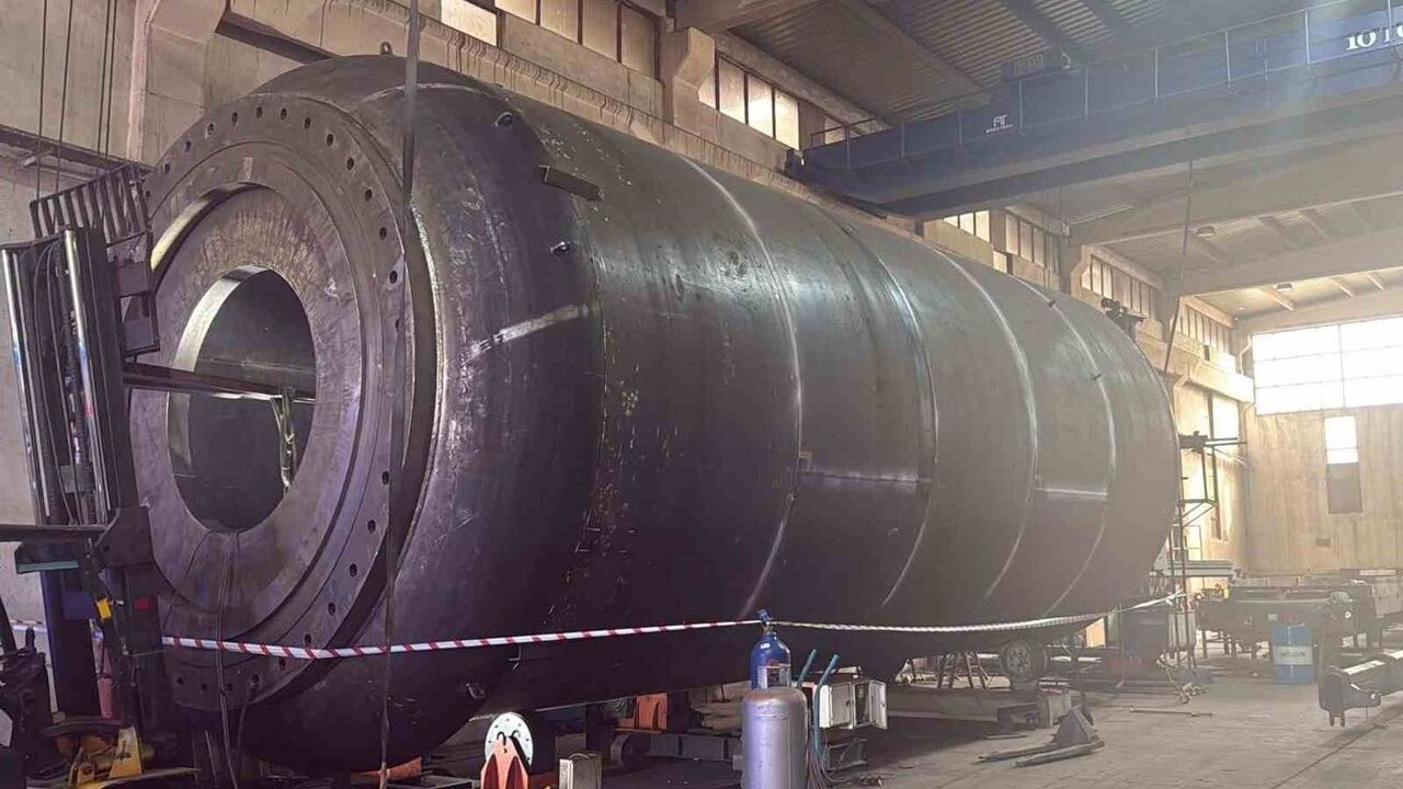 Kırıkkale'de fabrikada 3 tonluk sac levhası altında kalan iki işçi hayatını kaybetti, üç yetkili gözaltında