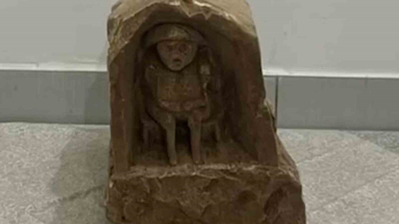 Kırıkkale’de Roma dönemi mezar steli ele geçirildi