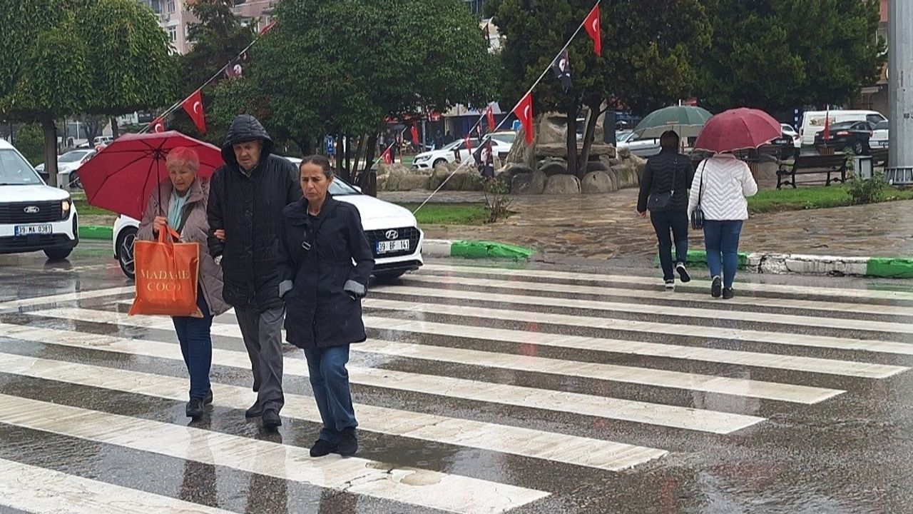 Kırklareli'nde Sağanak Yağış Etkili