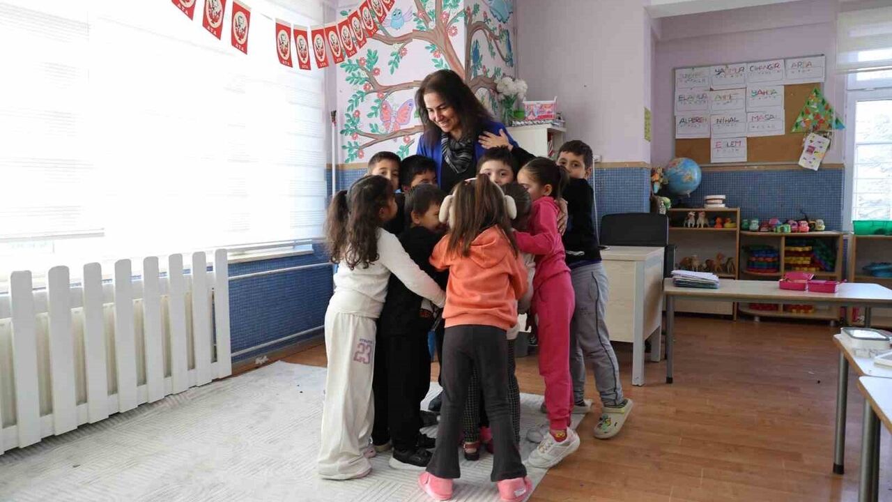 Kırşehir'de Yılın Öğretmeni: Gülsen Arıcı Güvenç