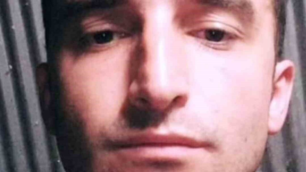 Kocaeli Kartepe'de görevine gelmeyen polis memuru evinde ölü bulundu