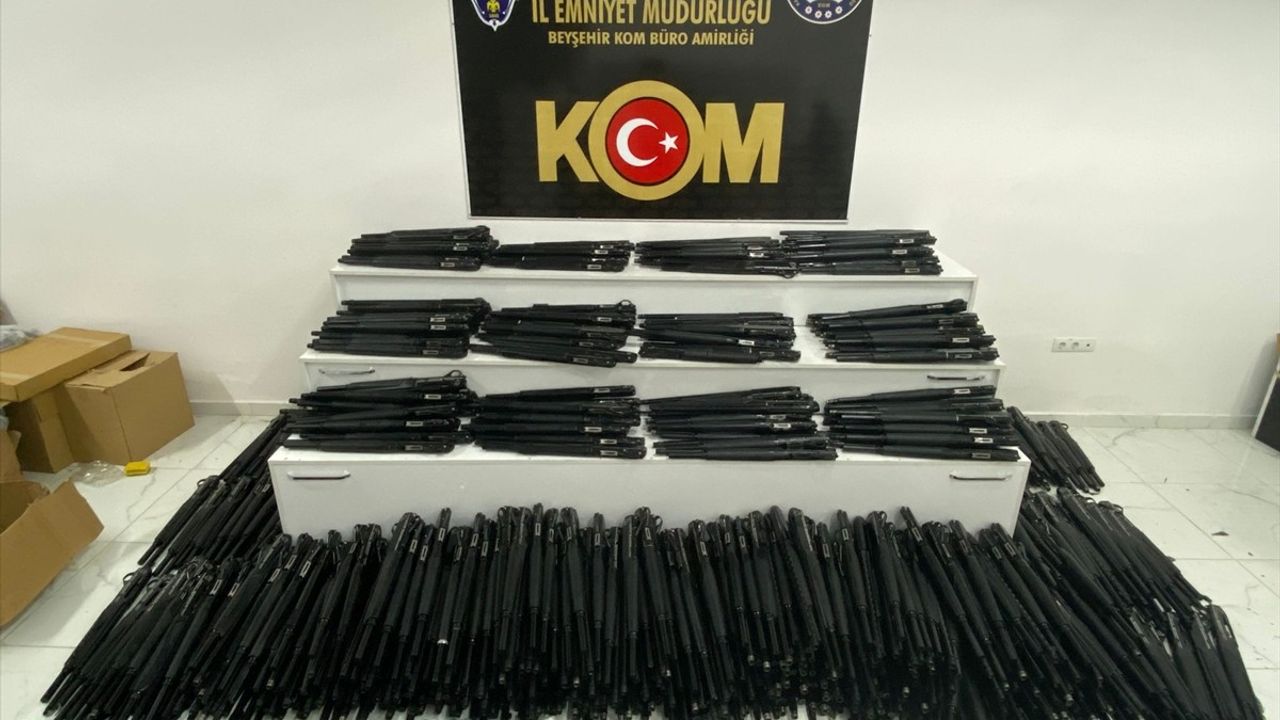 Konya'da Silah Kaçakçılığı Operasyonunda 3 Şüpheli Yakalandı