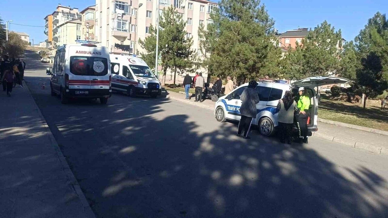 Konya Seydişehir'de otomobil ile motosiklet çarpıştı: 2 yaralı