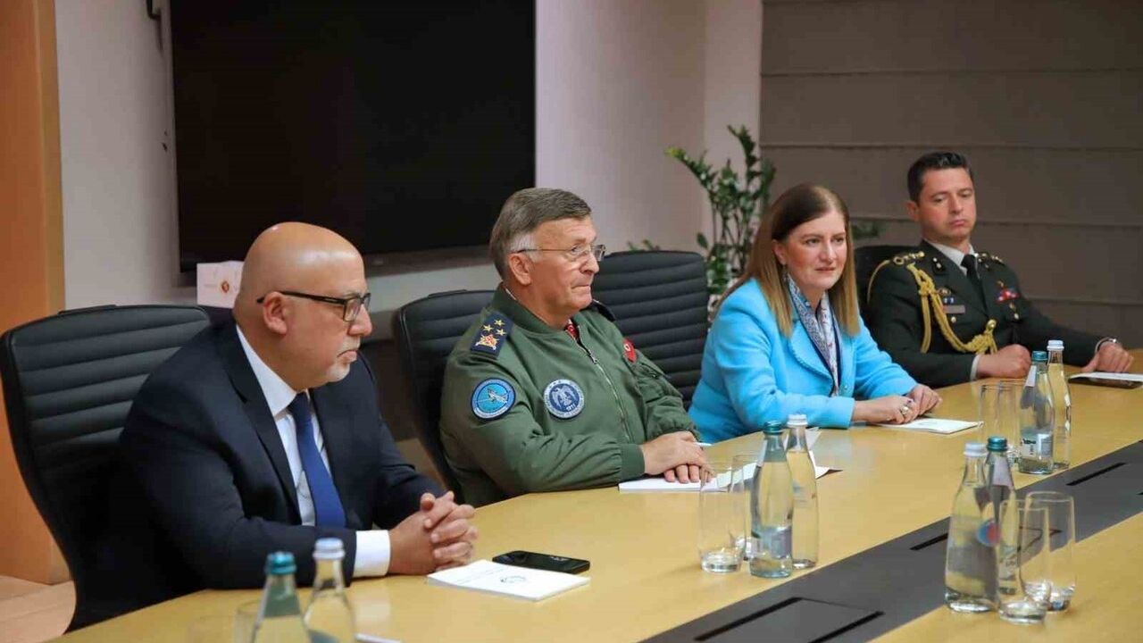 Korgeneral Yaşar Kadıoğlu, Tiflis’te Gürcistan İçişleri Bakanı Gela Geladze ile görüştü