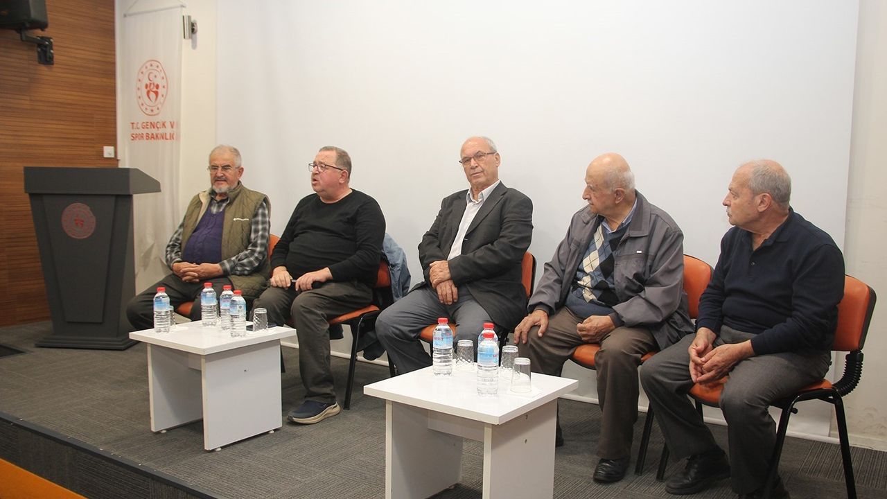 Kula'da Helal Kazanç ve Dürüst Kazanç Söyleşisi Düzenlendi