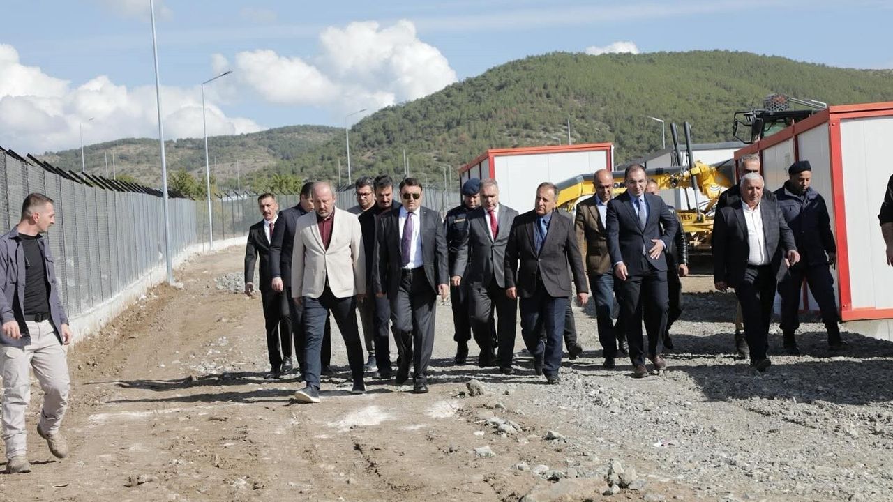 Kütahya'da Hayvan Barınakları İncelendi