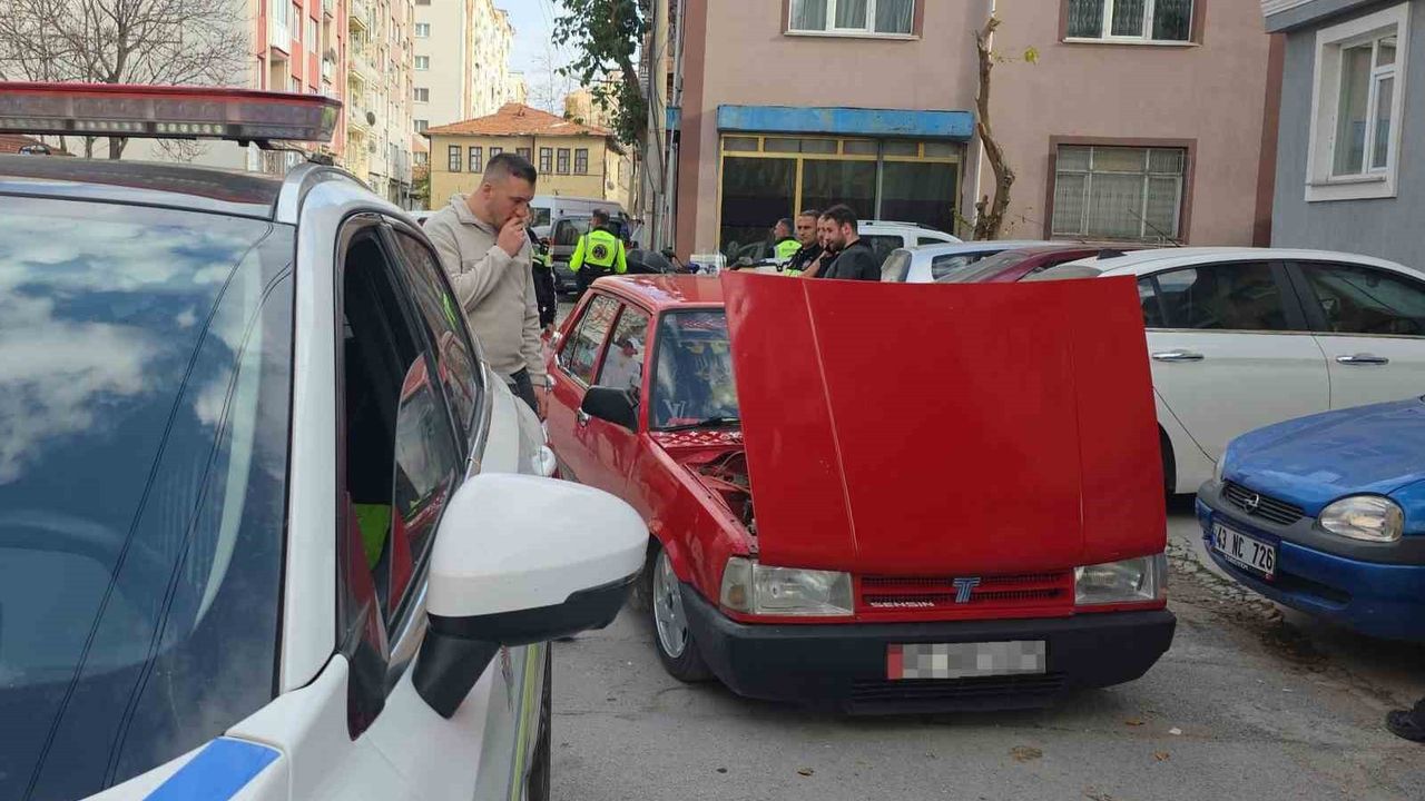 Kütahya'da kovalamaca: 'Dur' ihtarına uymayan sürücü aracı terk edip kaçtı