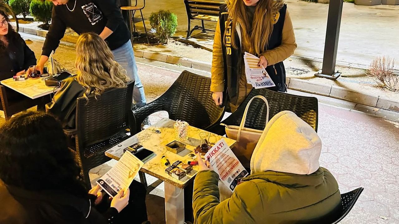 Kütahya'da SİBERAY ile siber suçlara karşı farkındalık çalışması