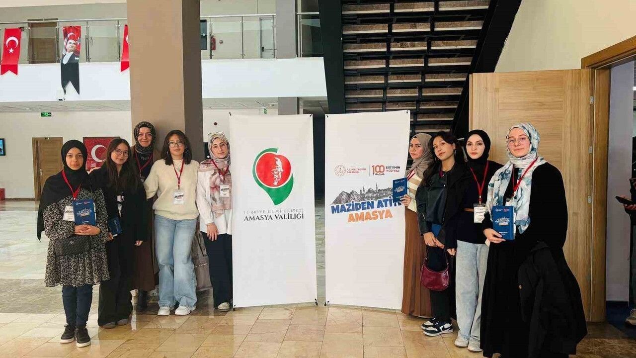 Kütahyalı Öğrenciler 'Maziden Atiye' Programıyla Amasya'yı Gezdi