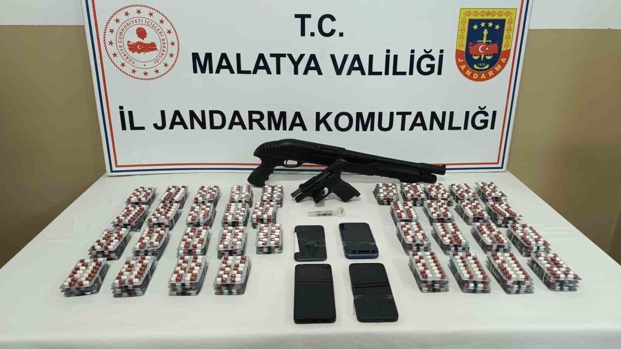 Malatya'da jandarma operasyonu: 4 kişi gözaltına alındı