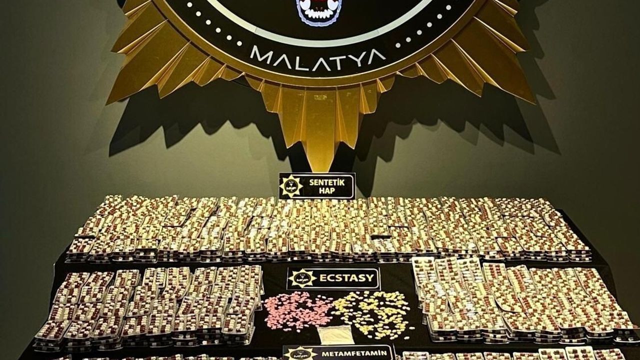 Malatya'da sokak satıcılarına yönelik operasyon: 6 gözaltı