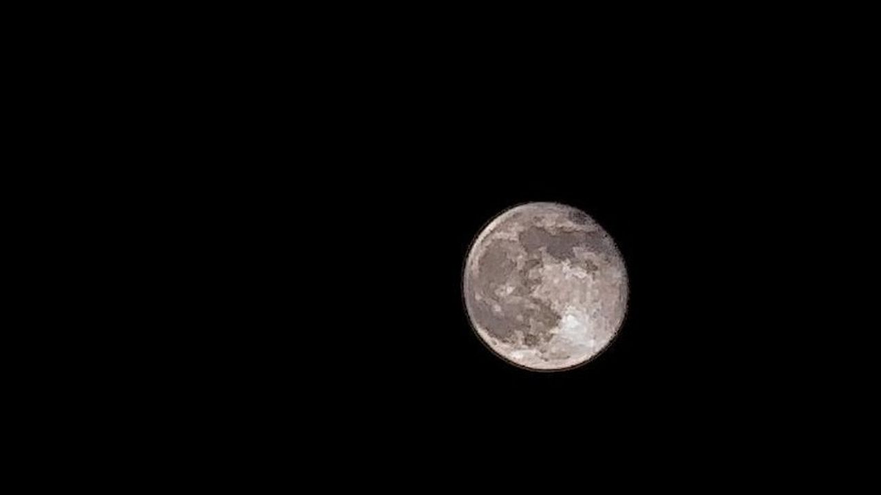 Malatya semalarında "şişkin ay" kartpostallık görüntüler oluşturdu