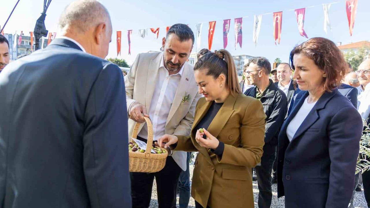 Manavgat 2. Zeytin ve Zeytinyağı Festivali kortej yürüyüşüyle başladı