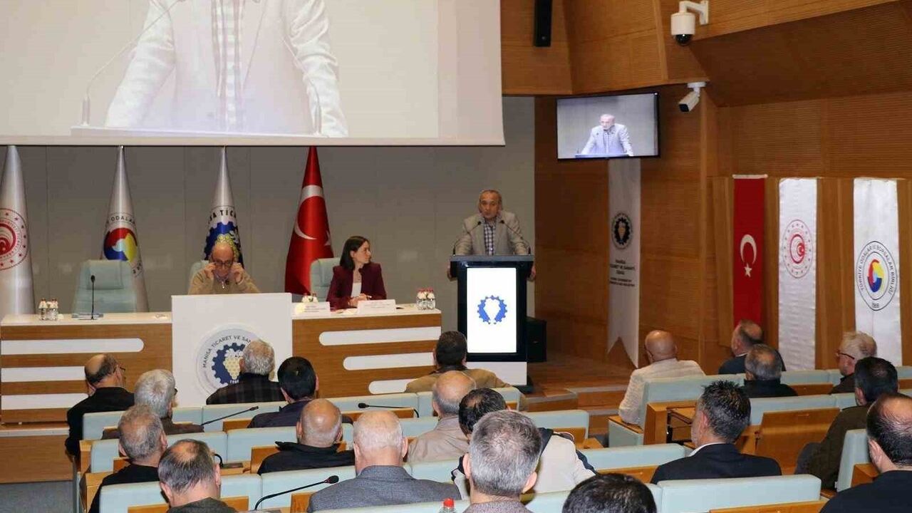 Manisa TSO Başkanı Yılmaz: Enflasyonla Mücadelede Mali Disiplin ve Yapısal Tedbirler Gerekiyor