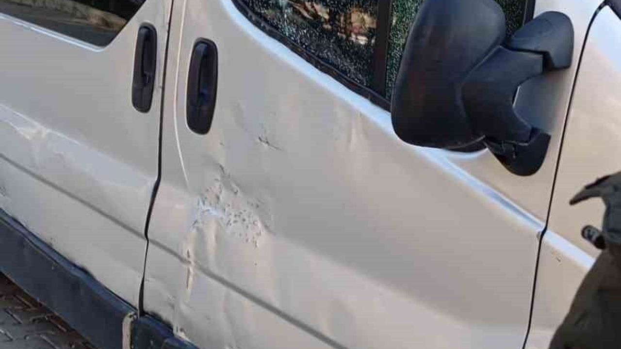 Mardin'de park halindeki araca silahlı saldırı