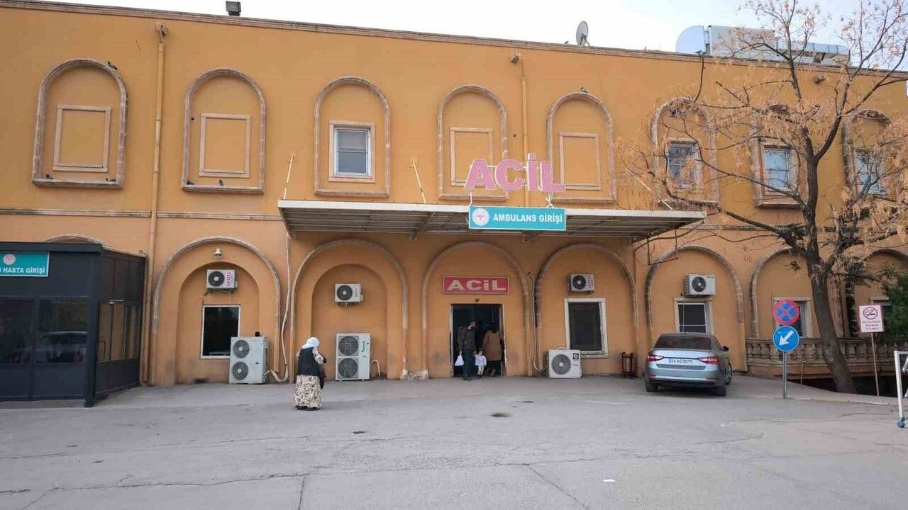 Mardin’in Kızıltepe’sinde anne, baba ve 5 yaşındaki çocuk evlerinde ölü bulundu