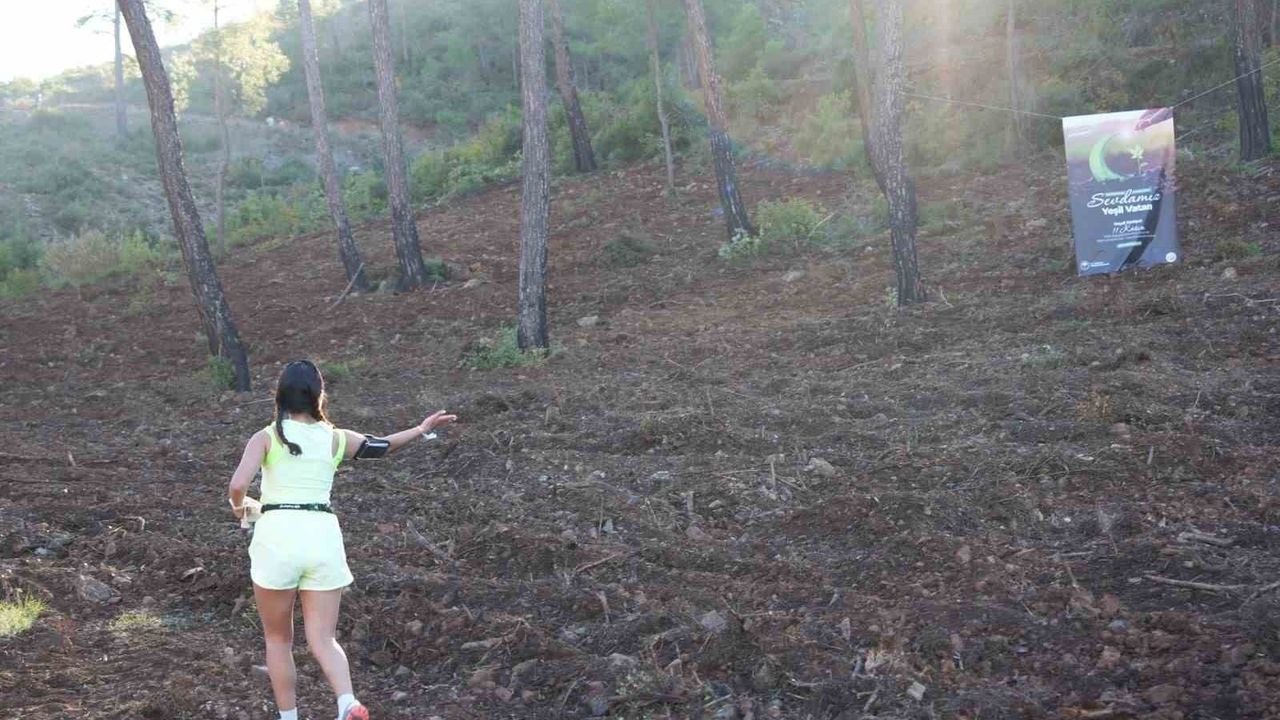 Marmaris Ultra Trail Maratonu'nda Orman İşletme Müdürlüğü'nden Tohum Dağıtımı
