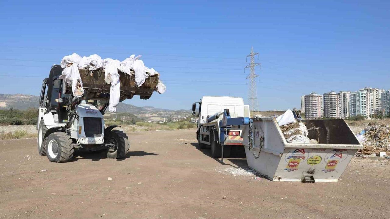 Mersin'de hafriyat denetimleri uydu takibiyle güçlendirildi